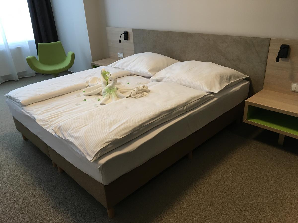 Hotel Buly Opava Extérieur photo