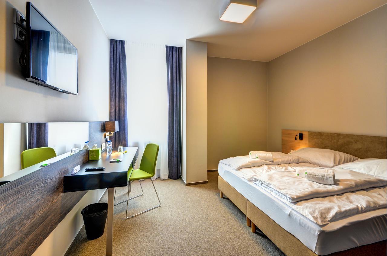 Hotel Buly Opava Extérieur photo